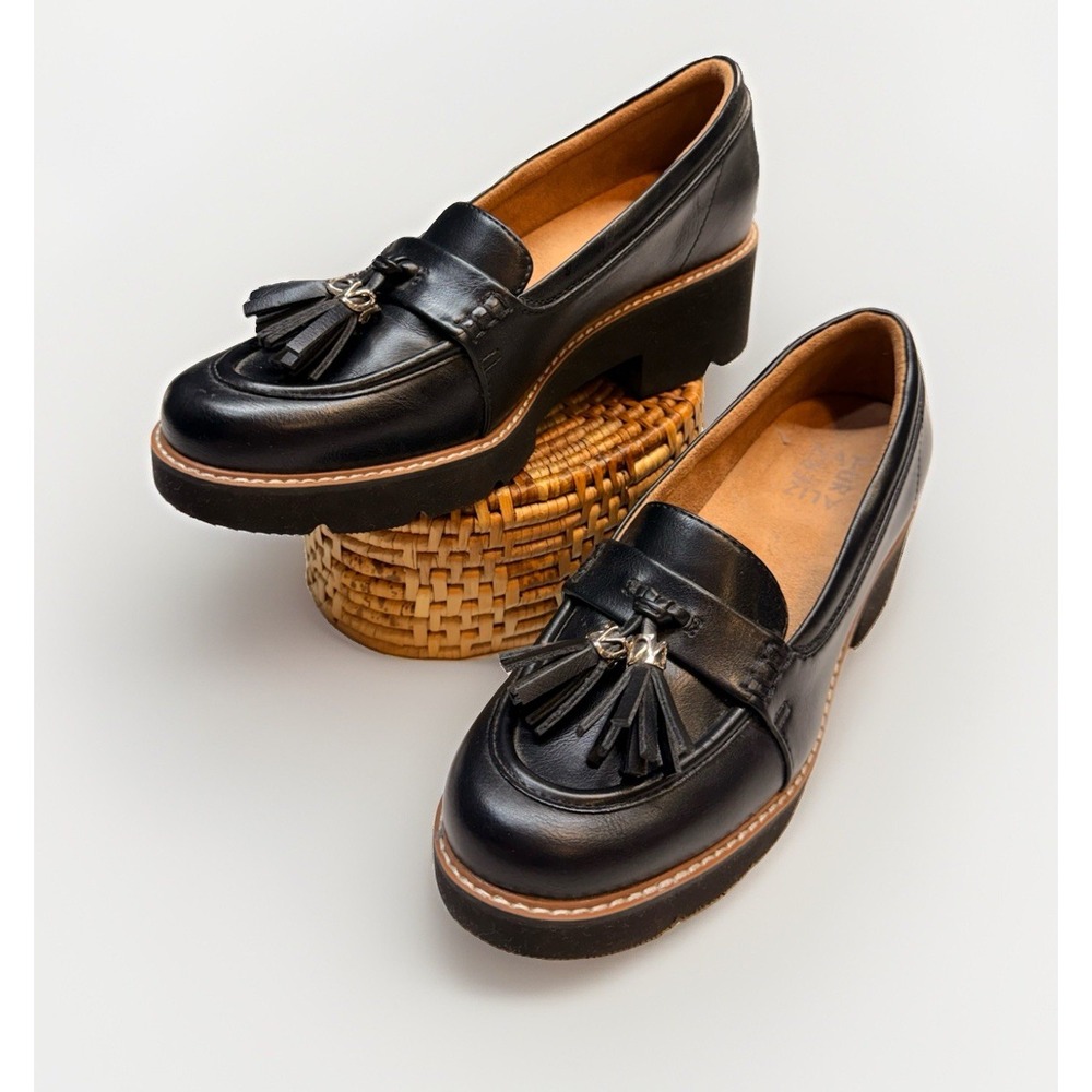Naturalizer Darry Tassel Lug Sole Loafer Black Womens 8